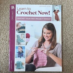 Leisure Arts Crochet Guide - Beginner's Crochet Book